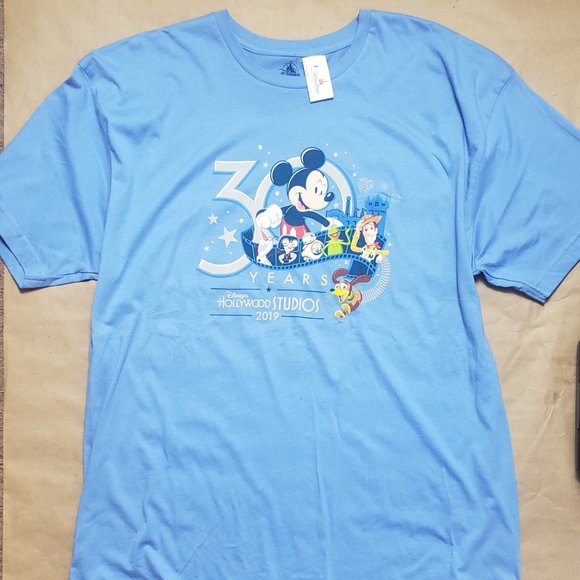 DISNEY 30 YEARS HOLLYWOOD STUDIOS 2019 TEE - Picture 2 of 2